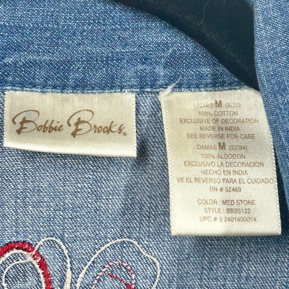 Bobbie Brooks Embroidered Denim Shacket Size Medium Embellished‎ Boho Floral